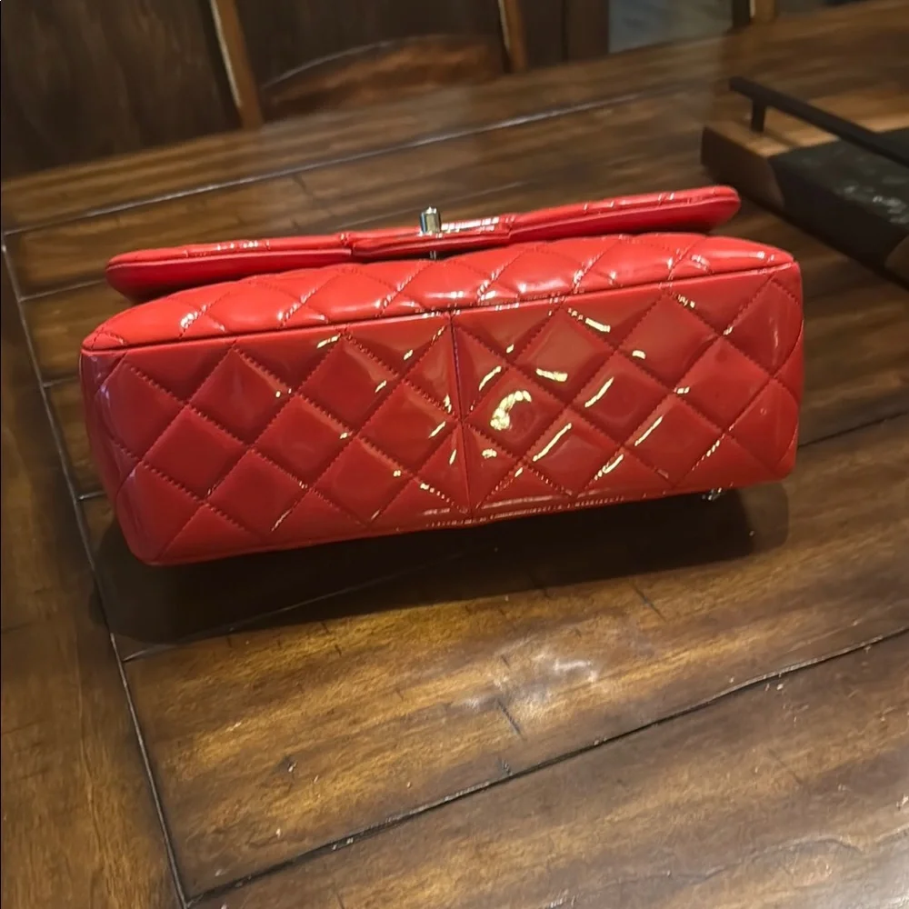 CHANEL Red Patent leather jumbo double flap bag - Picture 6 of 9
